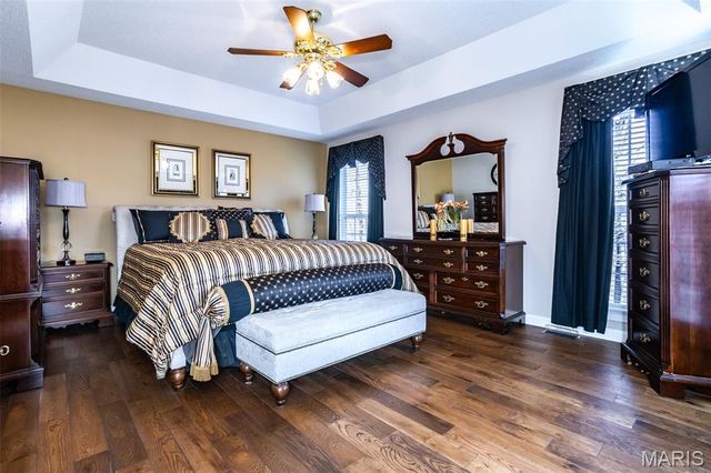 41 Stonebridge Crossing Drive, Maryville, IL 62062