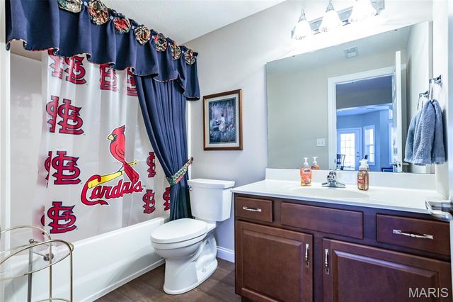 41 Stonebridge Crossing Drive, Maryville, IL 62062