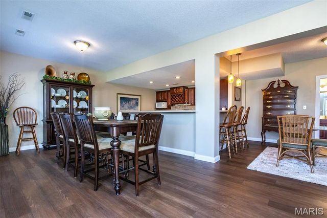 41 Stonebridge Crossing Drive, Maryville, IL 62062