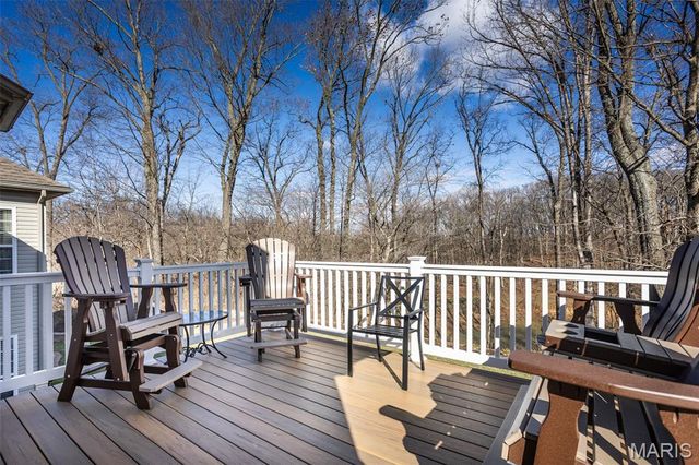 41 Stonebridge Crossing Drive, Maryville, IL 62062