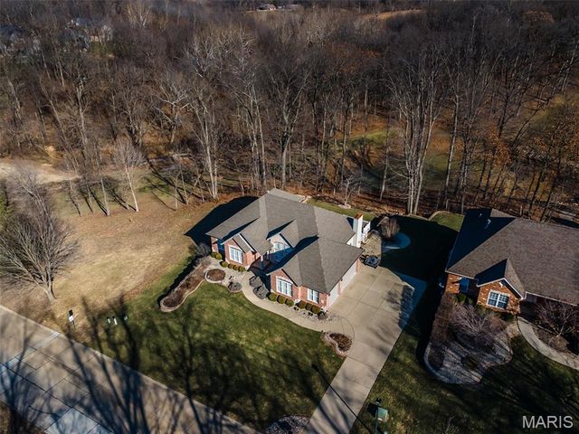 41 Stonebridge Crossing Drive, Maryville, IL 62062