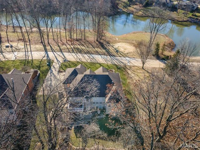 41 Stonebridge Crossing Drive, Maryville, IL 62062