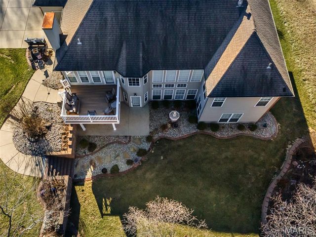 41 Stonebridge Crossing Drive, Maryville, IL 62062