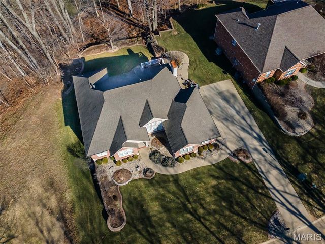 41 Stonebridge Crossing Drive, Maryville, IL 62062