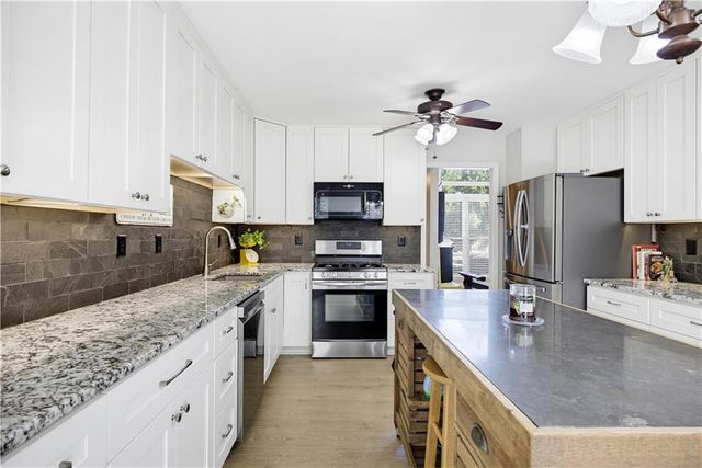 462 Whitby Drive, Douglasville, GA 30134