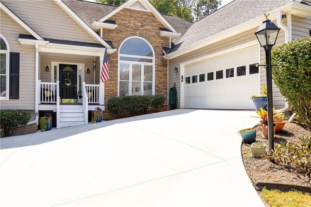 462 Whitby Drive, Douglasville, GA 30134