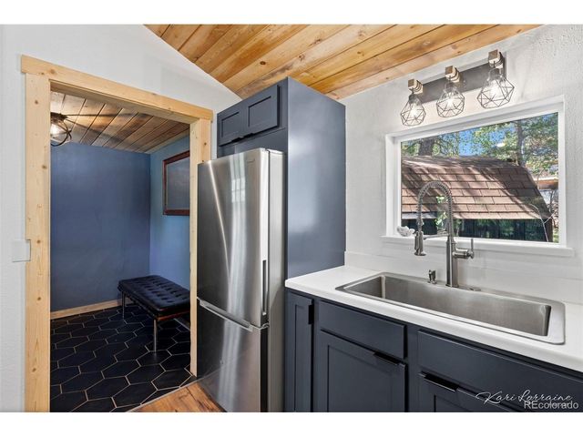 582 Karlann Dr, Black Hawk, CO 80422