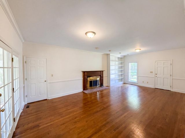 345 Courtyard Lane, Fayetteville, NC 28303