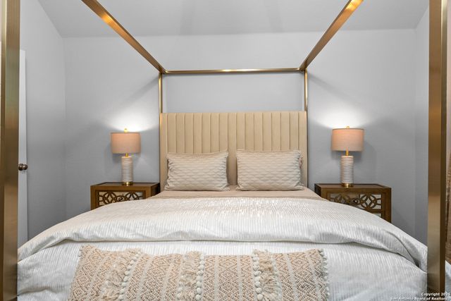 2640 Barkey Spgs, San Antonio, TX 78245