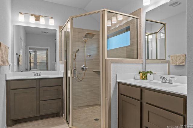 2640 Barkey Spgs, San Antonio, TX 78245