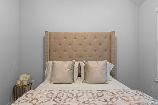 2640 Barkey Spgs, San Antonio, TX 78245