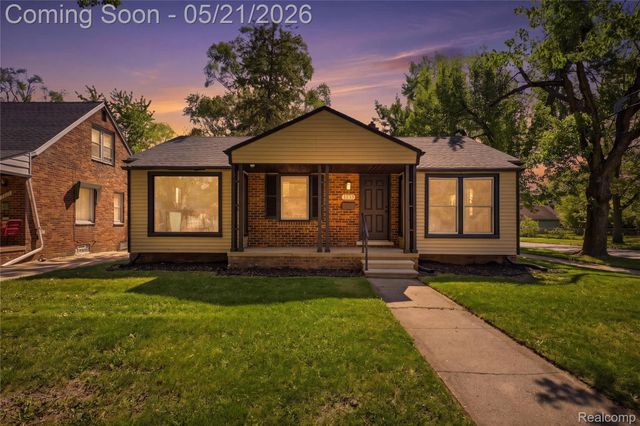 11302 Grayfield, Redford Charter Township, MI 48239
