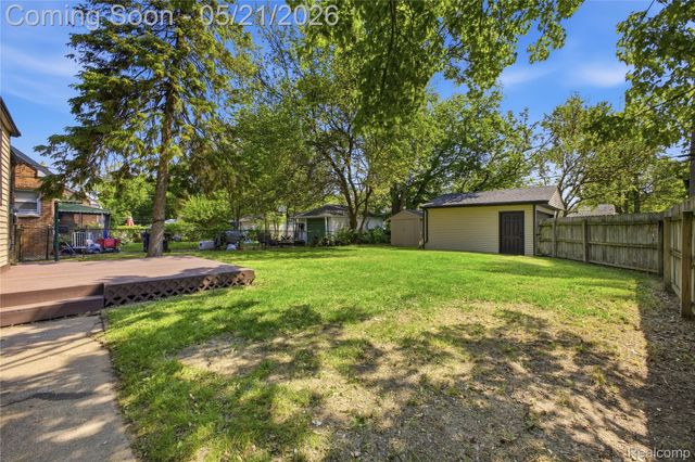 11302 Grayfield, Redford Charter Township, MI 48239