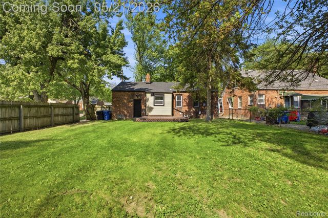 11302 Grayfield, Redford Charter Township, MI 48239