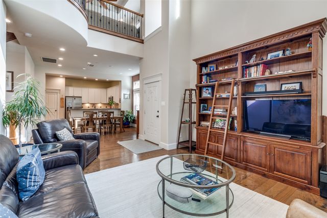 1600 Abrams Road 30, Dallas, TX 75214