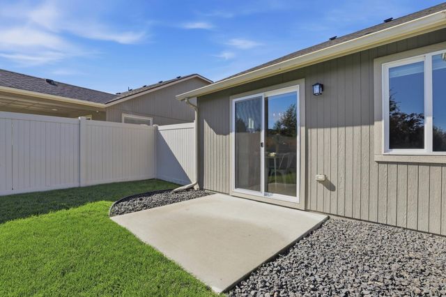 2209 S Lloyd Ct, Spokane, WA 99223