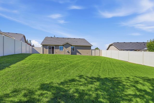 2209 S Lloyd Ct, Spokane, WA 99223