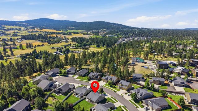 2209 S Lloyd Ct, Spokane, WA 99223