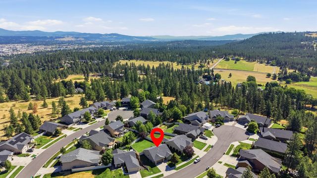 2209 S Lloyd Ct, Spokane, WA 99223