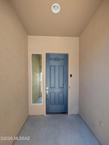 2033 W Acacia Bluffs Drive, Green Valley, AZ 85622