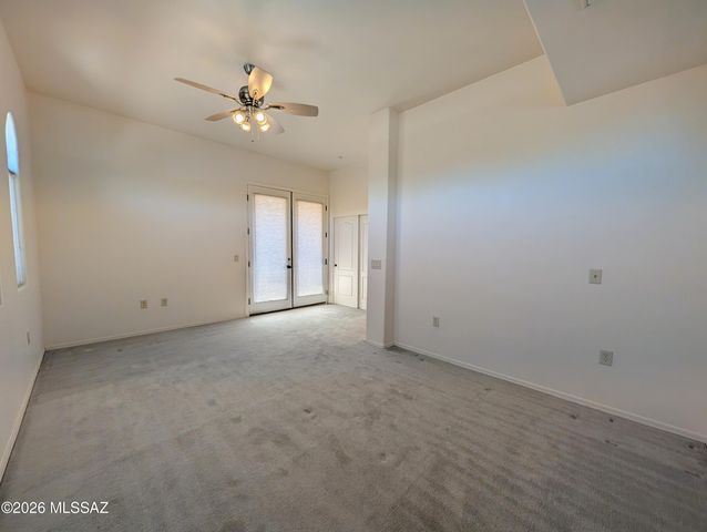 2033 W Acacia Bluffs Drive, Green Valley, AZ 85622