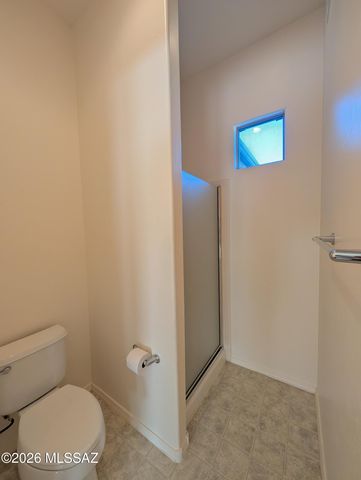 2033 W Acacia Bluffs Drive, Green Valley, AZ 85622