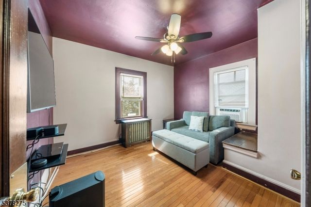 65 Harrison St, Belleville Twp., NJ 07109