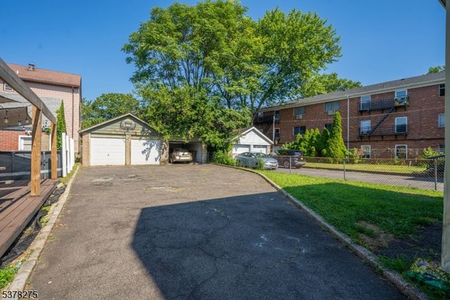 65 Harrison St, Belleville Twp., NJ 07109