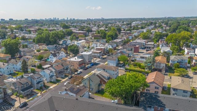 65 Harrison St, Belleville Twp., NJ 07109