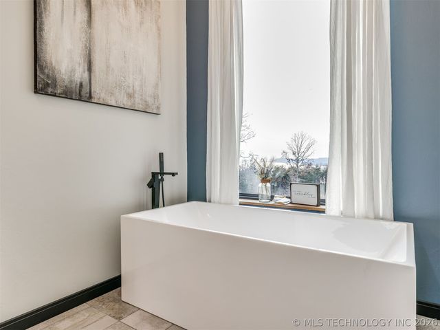 1073 Hidden Ridge Road, Eufaula, OK 74432