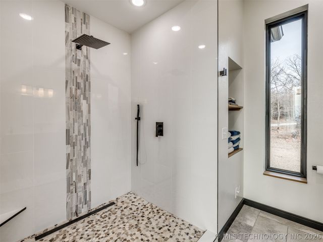 1073 Hidden Ridge Road, Eufaula, OK 74432