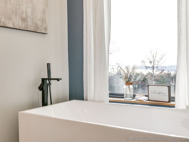 1073 Hidden Ridge Road, Eufaula, OK 74432