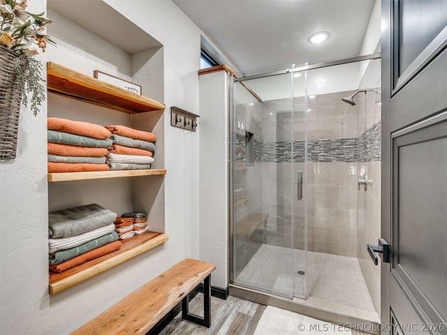 1073 Hidden Ridge Road, Eufaula, OK 74432