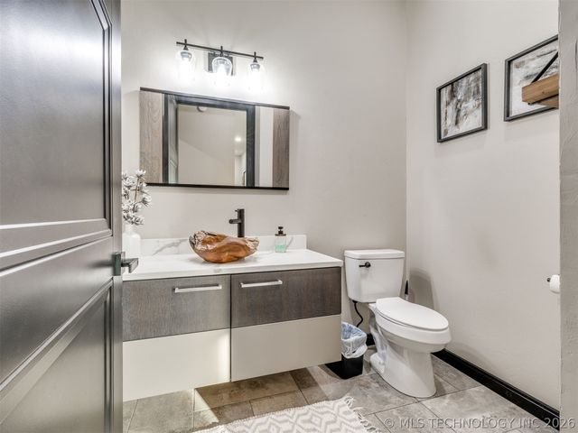 1073 Hidden Ridge Road, Eufaula, OK 74432