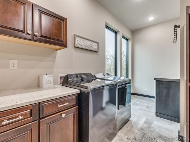 1073 Hidden Ridge Road, Eufaula, OK 74432