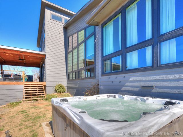 1073 Hidden Ridge Road, Eufaula, OK 74432