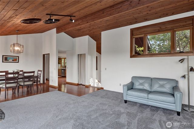 1225 Verona Street, Bellingham, WA 98229