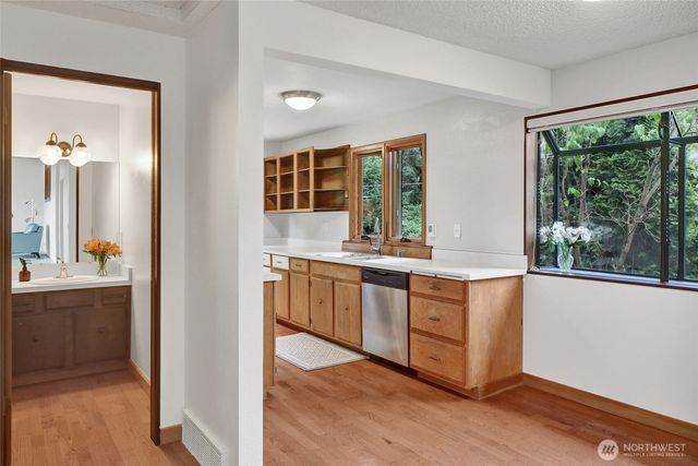 1225 Verona Street, Bellingham, WA 98229