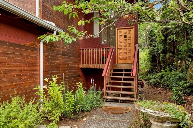 1225 Verona Street, Bellingham, WA 98229