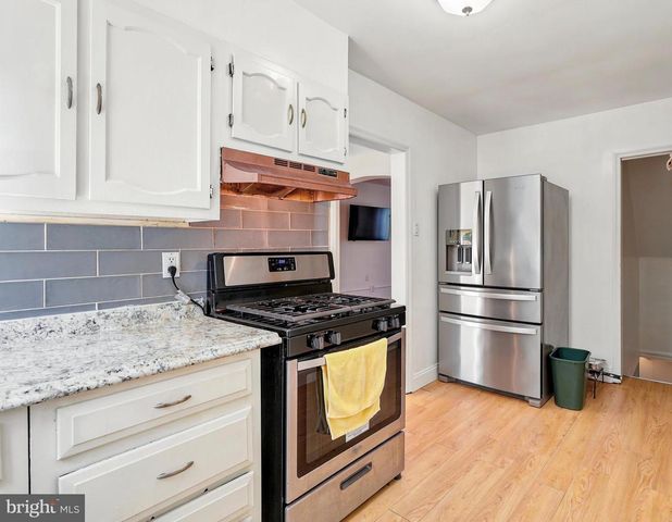 3442 VALLEY GREEN DR, Drexel Hill, PA 19026