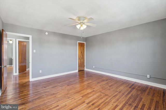 3442 VALLEY GREEN DR, Drexel Hill, PA 19026