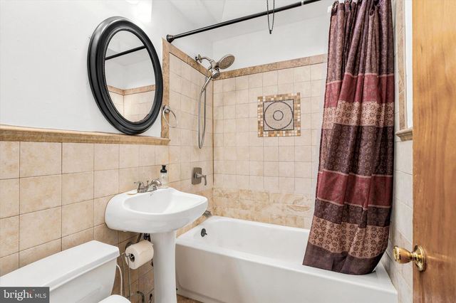 3442 VALLEY GREEN DR, Drexel Hill, PA 19026