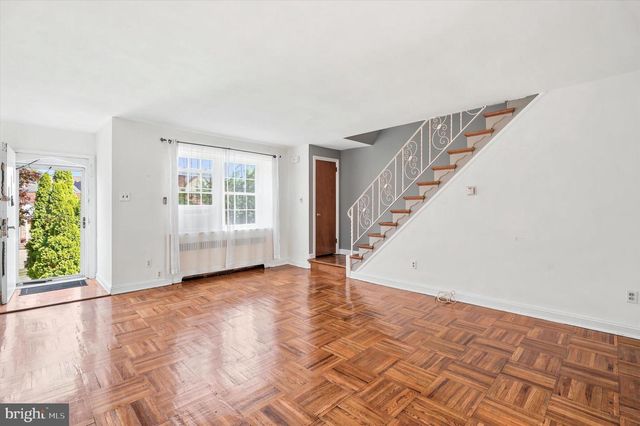 3442 VALLEY GREEN DR, Drexel Hill, PA 19026