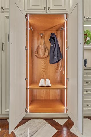 3 Dorset Square, The Woodlands, TX 77381