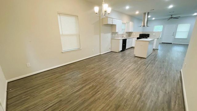 4209 Mallow Street B, Houston, TX 77051