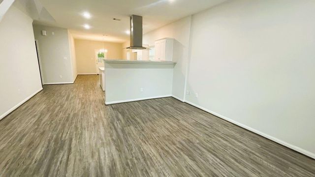 4209 Mallow Street B, Houston, TX 77051