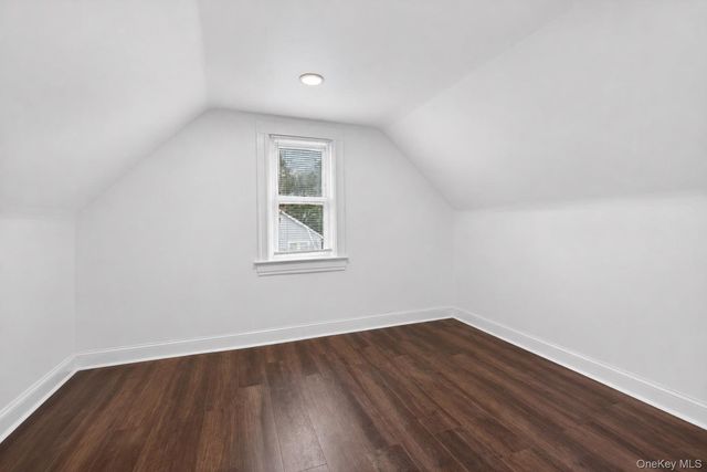 117 Greenvale Avenue, Yonkers, NY 10703