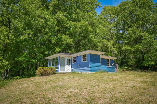 14308 Church Road, Howard City, MI 49329