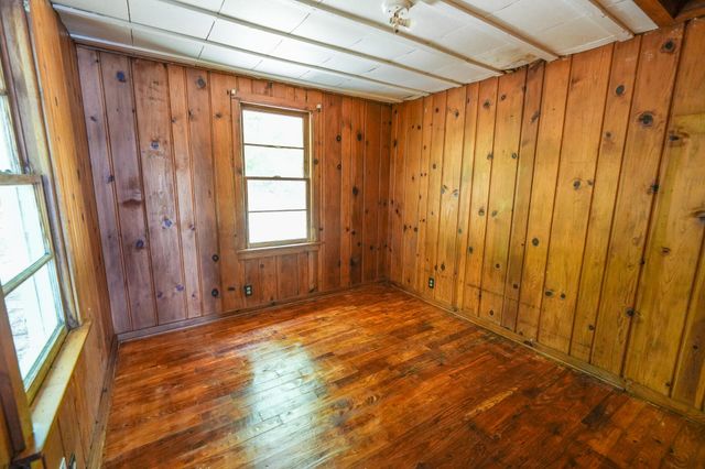 14308 Church Road, Howard City, MI 49329