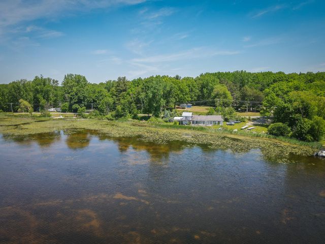 14308 Church Road, Howard City, MI 49329